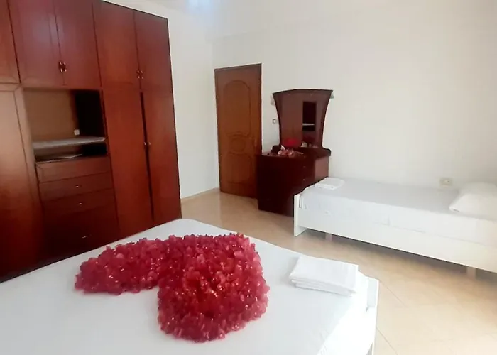 Morena * Ksamil